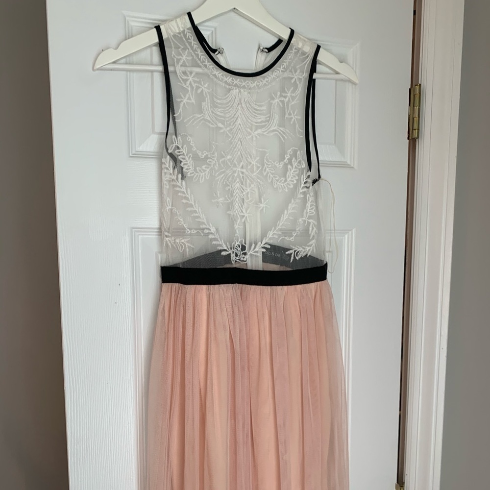 Lace and tulle mini dress